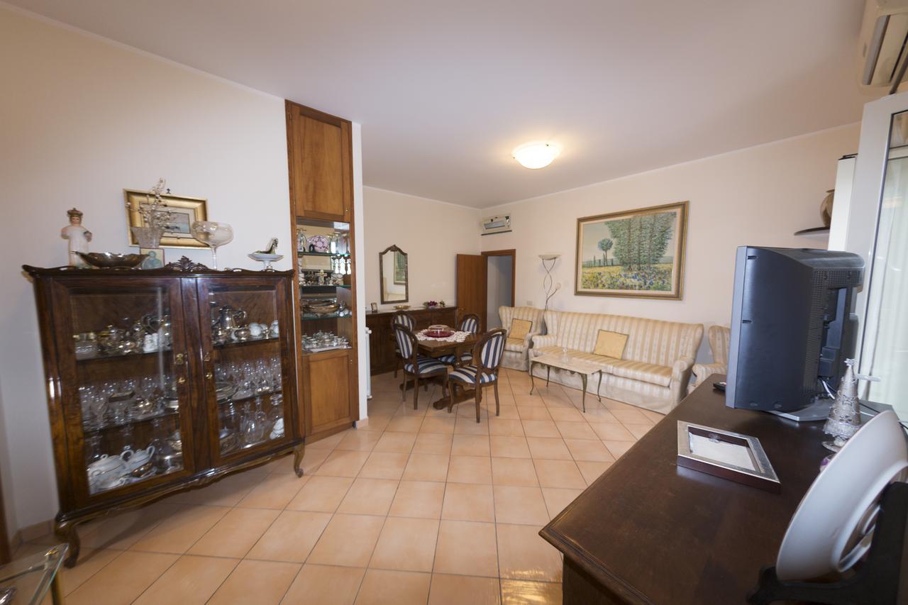 Pompei Deluxe Apartment Formia Eksteriør bilde