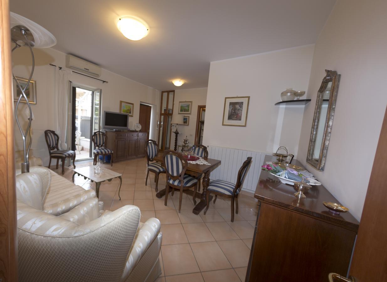 Pompei Deluxe Apartment Formia Eksteriør bilde